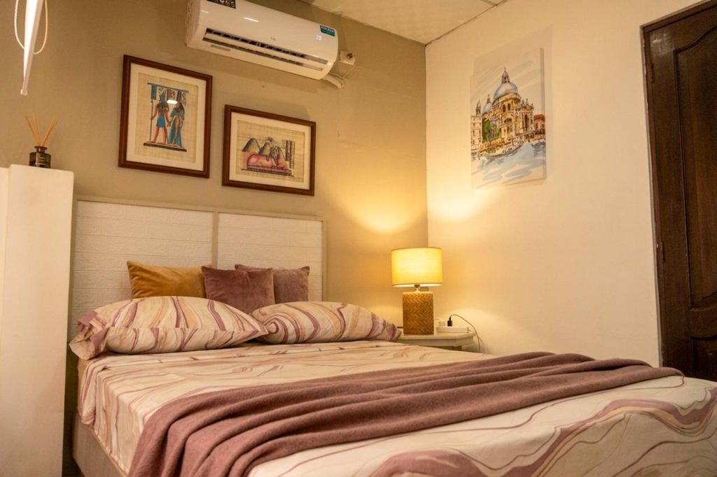 la petit cama